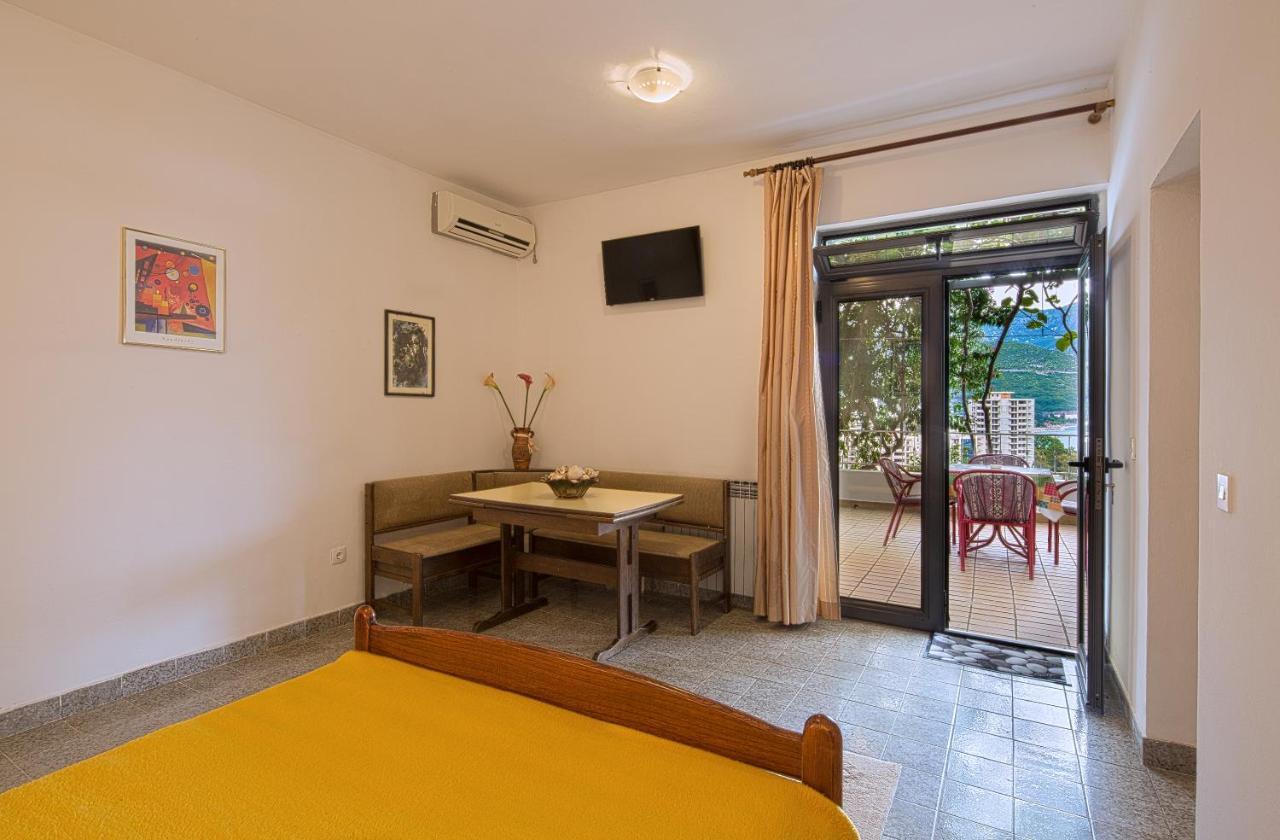 Guest House Madra Budva Exterior foto